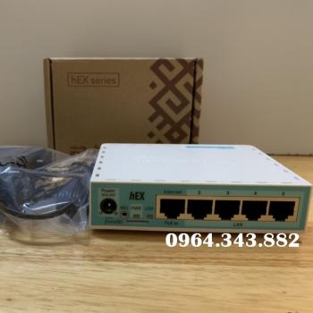Router Mikrotik Hex RB750GR3